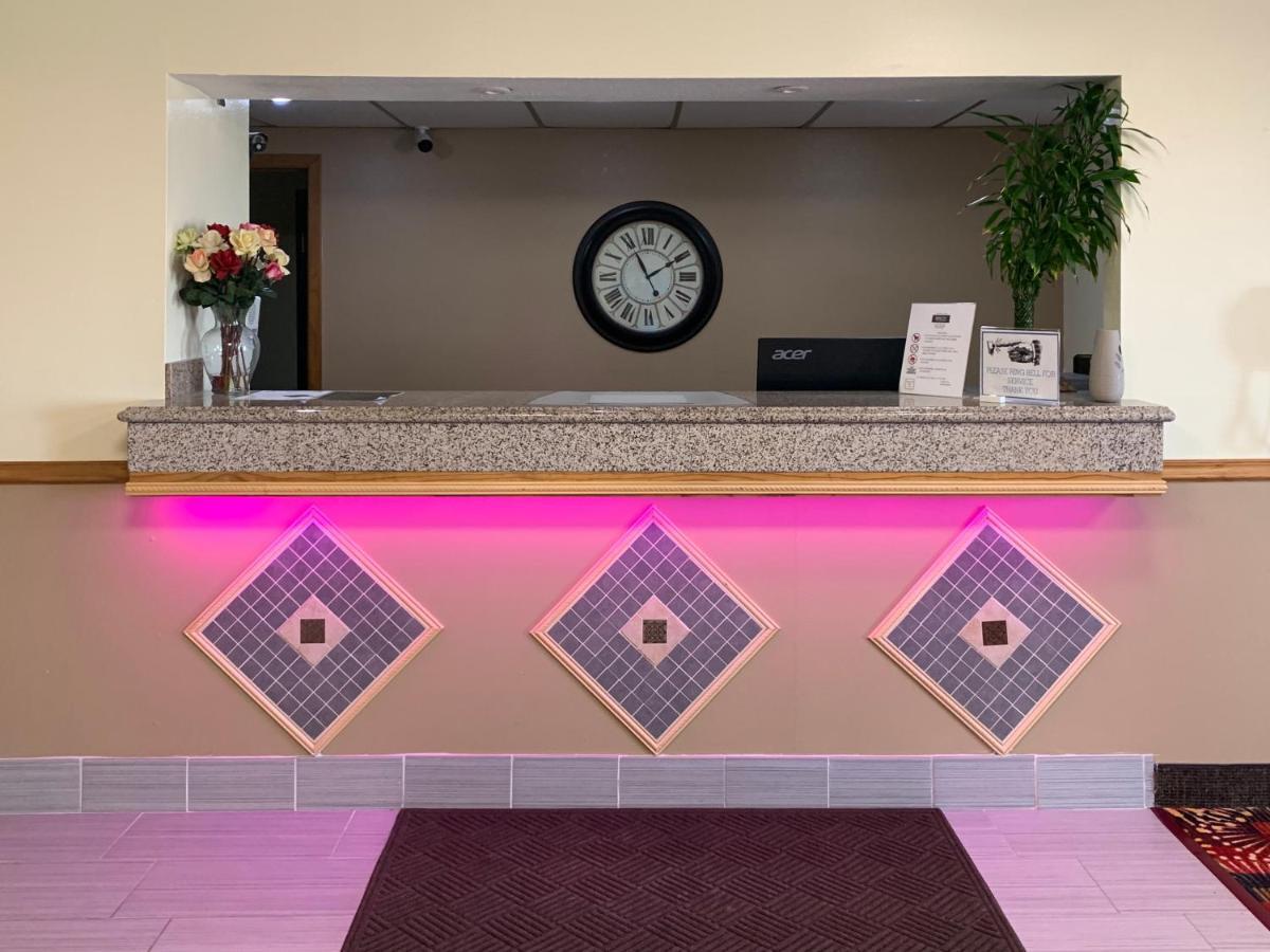 Budget Inn & Suites Nevada Екстер'єр фото