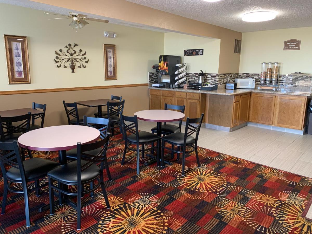 Budget Inn & Suites Nevada Екстер'єр фото